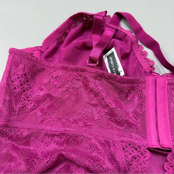 NWT!! TORRID lace bodysuit in pink raspberry fuchsia, 2X. - Picture 9 of 10